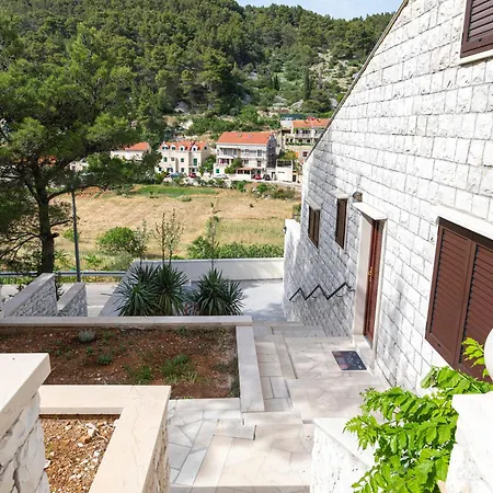 White Stone House Villa Pucisca