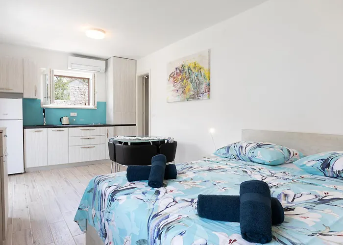 Villa White Stone House